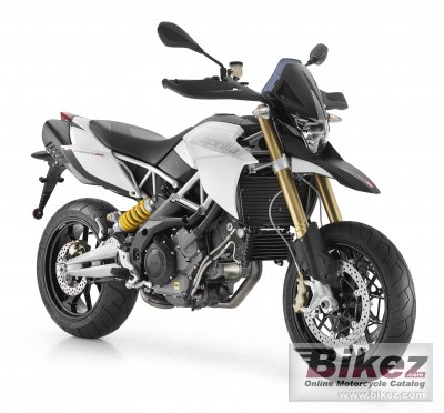 2011 Aprilia Dorsoduro 1200 photo